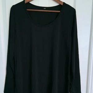 LuLaRoe Lynnae Long Sleeve Tee Black NWOT
